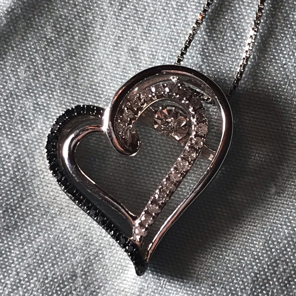 Diamonds in Rhythm Necklace - Picture 5 of 8